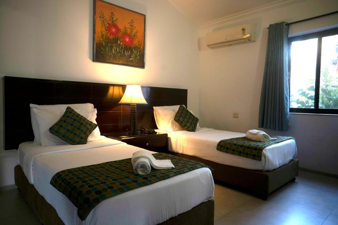 Colonia Santa Maria Hotel Baga Kültér fotó